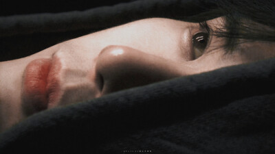 我在氤氲中窥见你双眼*王安宇 ​​​