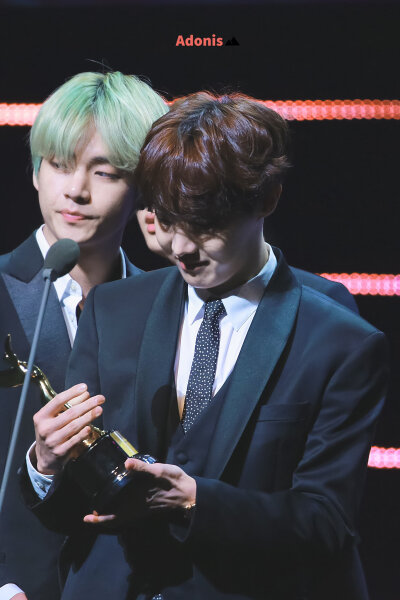 Adonis_Hoseok
郑号锡可二改