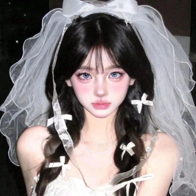 婚纱女孩