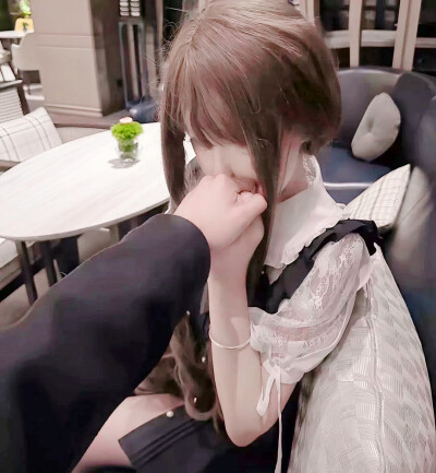 如果你问我幸福嘛 我会毫不犹豫的说 有你在很幸福૮◍˃ ᵕ ˂◍ა