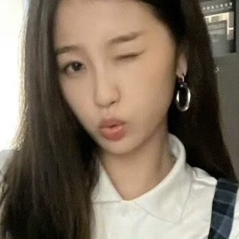 (._.)