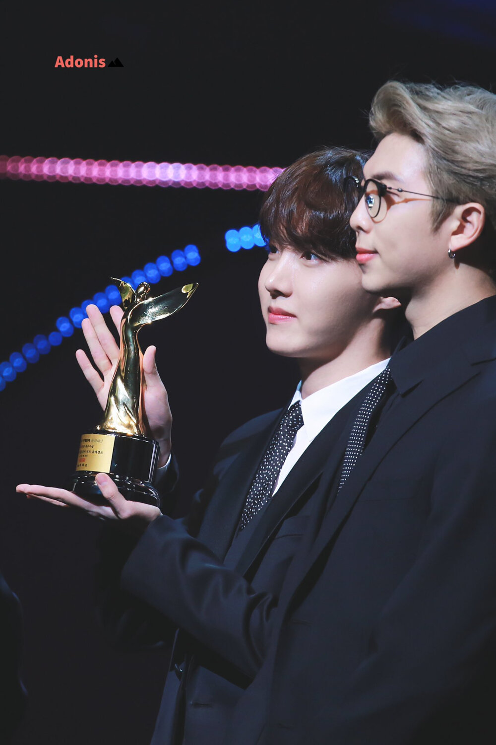 Adonis_Hoseok
郑号锡可二改