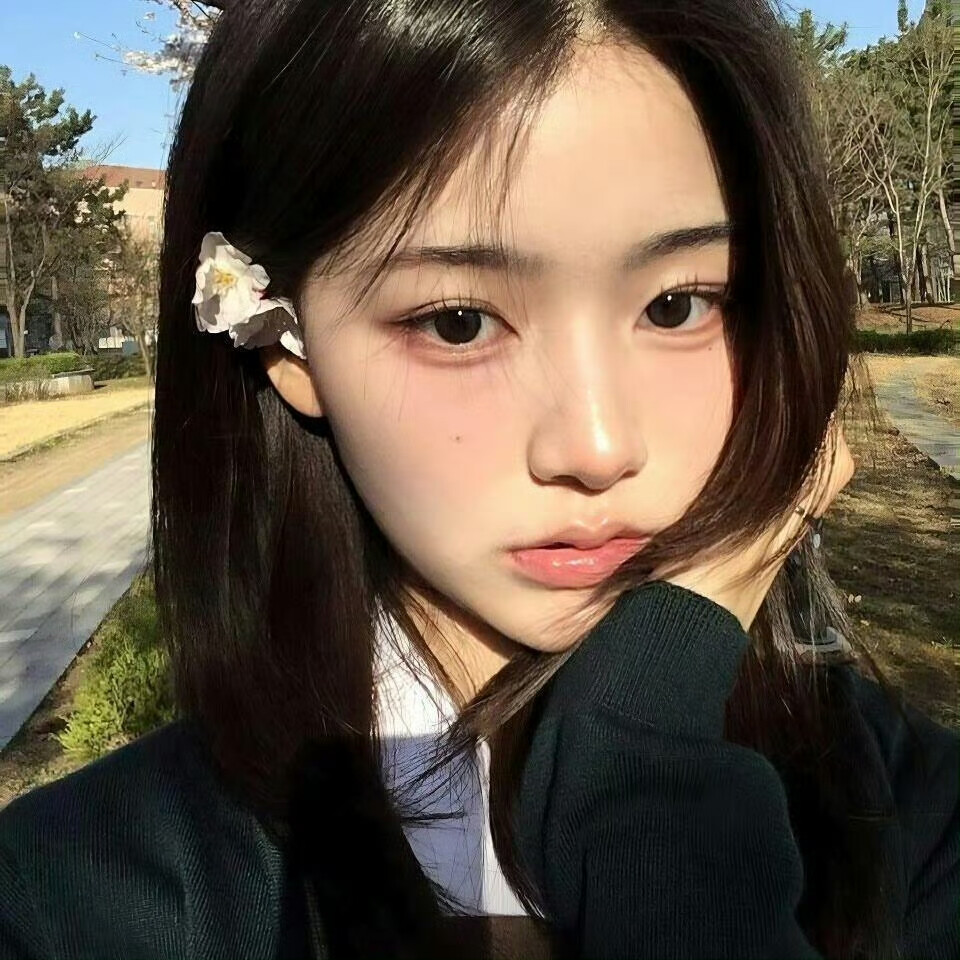 ❤️宁稚樱序❤️＃生命力女生头像 ​​​＃Wechat氛围感女头＃夏日头像＃自由感＃自然系＃蝴蝶女孩头像＃艺术感头像＃胶片感头像＃复古＃棕色系