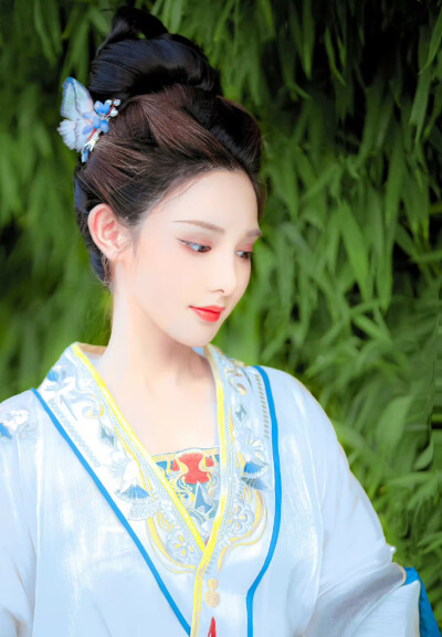 彭小苒
