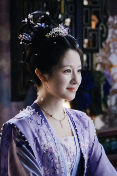 朝雪录 秦莞