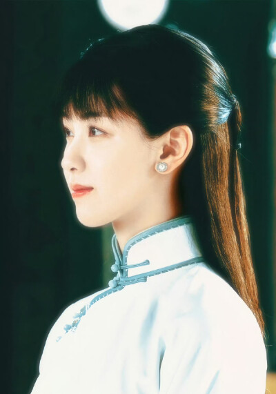 陈都灵