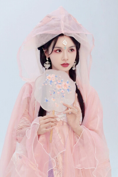 成何体统 庾晚音