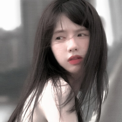 黑°
