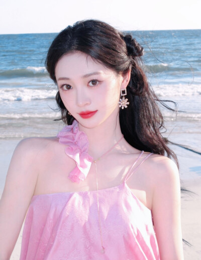 就这个周洁琼美