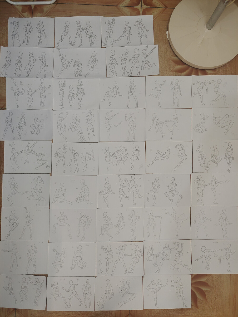 1个月！100张人体！图源xhs:速写超人寸寸