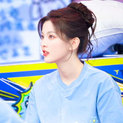 杨超越