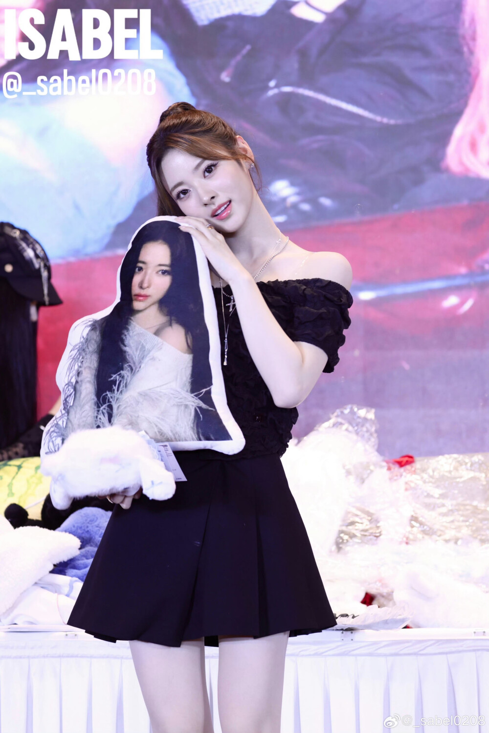 _sabel0208 老婆们这个站子的授权我依旧更在了置顶小号 大家都来改！