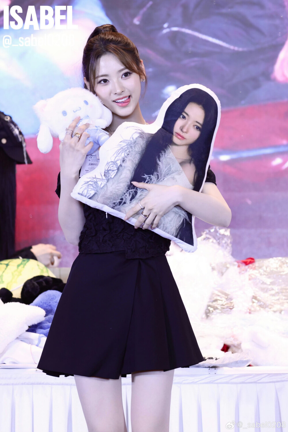 _sabel0208 老婆们这个站子的授权我依旧更在了置顶小号 大家都来改！