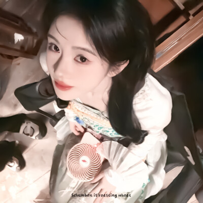 鞠婧祎