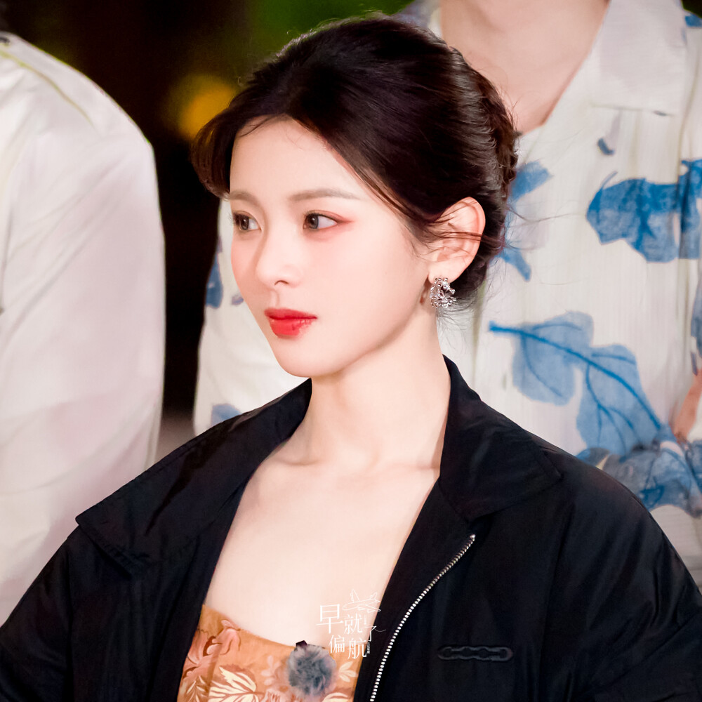 杨超越