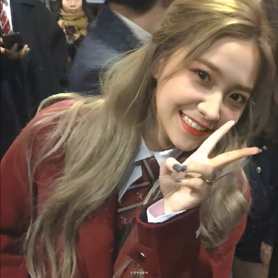 hii这里姜栀 上学比较忙很久没有上线啦 宝宝们补赞dd