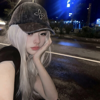 女头