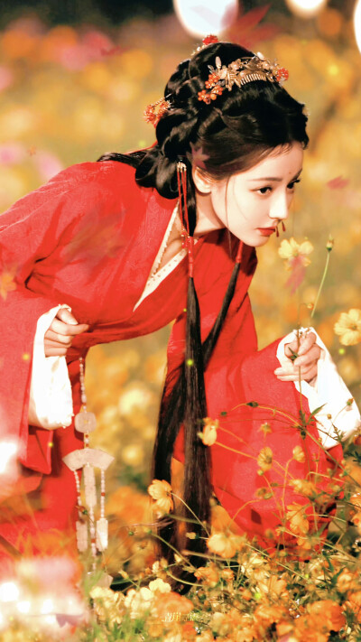 慕胥辞｜贺思慕
cr：青崖寻酒