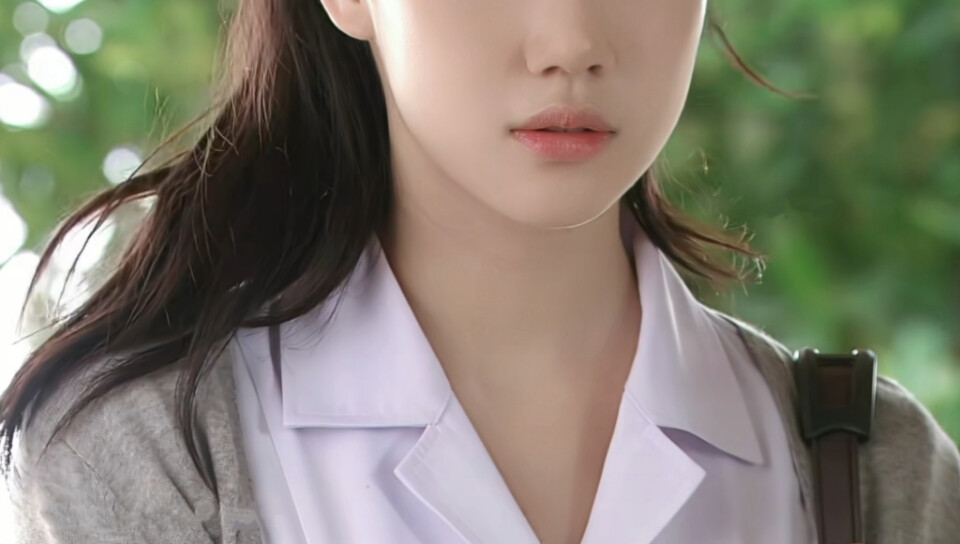 女主