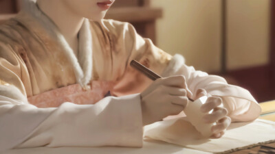 《锦绣芳华》何惟芳（杨紫饰）