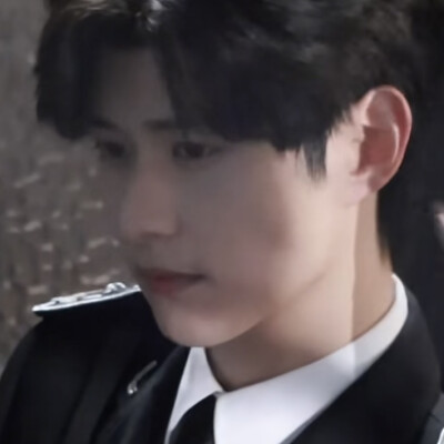 替我闺蜜康振＝振