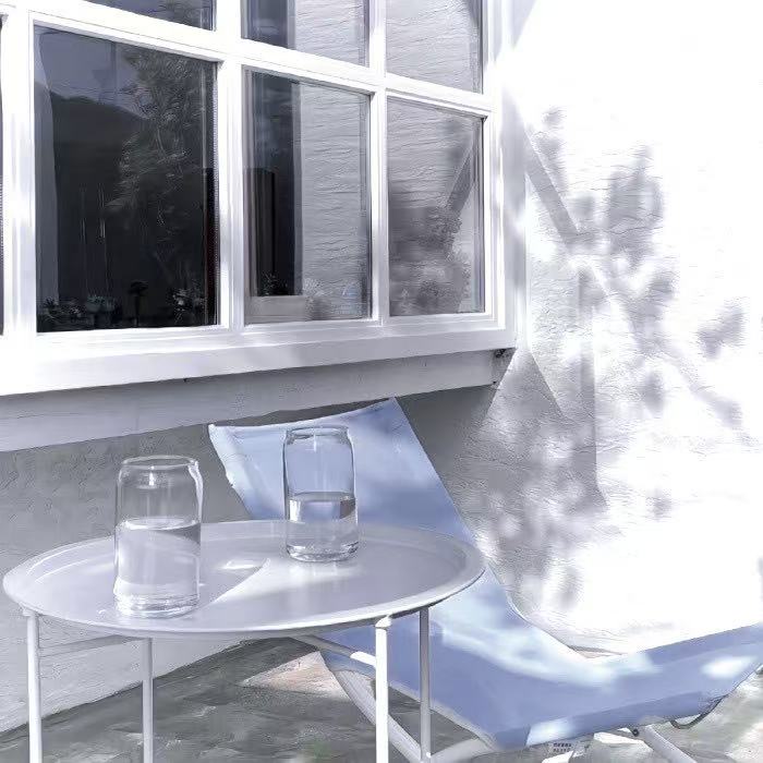 傅芷宝宝给的图呀，是长发缠绕的温柔，是白衫晕开的清甜，美的让人无法自拔