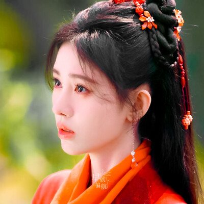 鞠婧祎