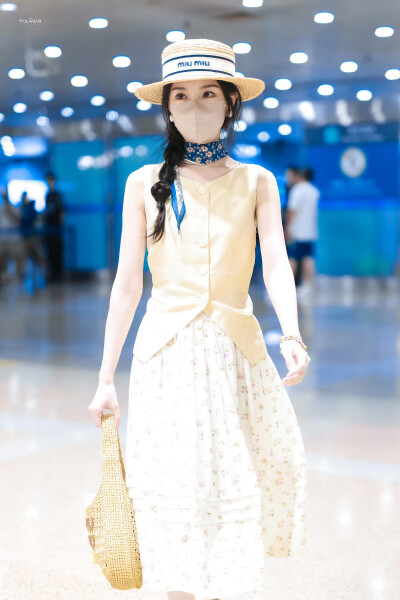 毛晓彤