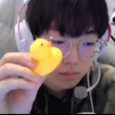 这只狗狗