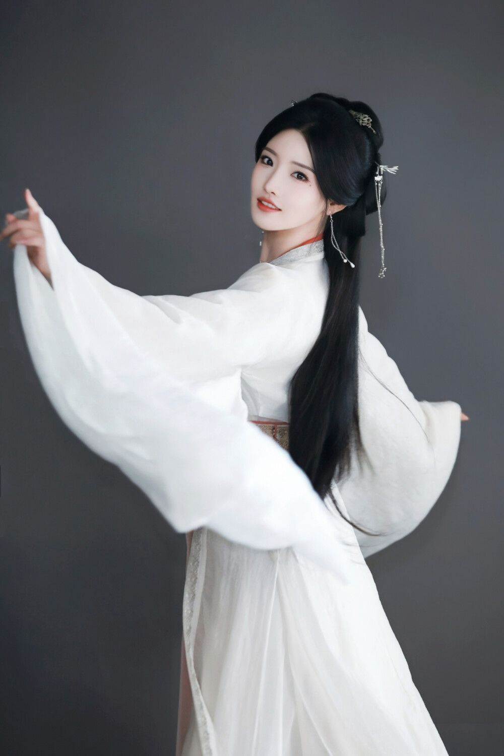 守寡居然怀了皇帝的崽
