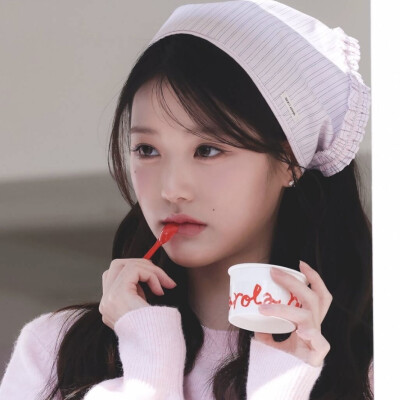 cuddly_wy | 张元英