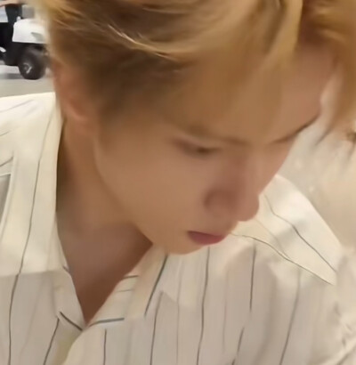 黄毛