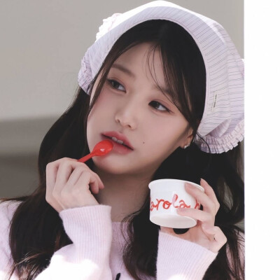 cuddly_wy | 张元英