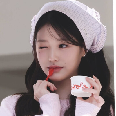 cuddly_wy | 张元英