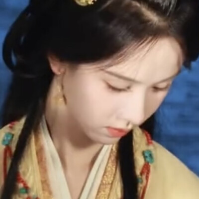 陈都灵