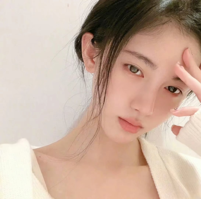 鞠婧祎