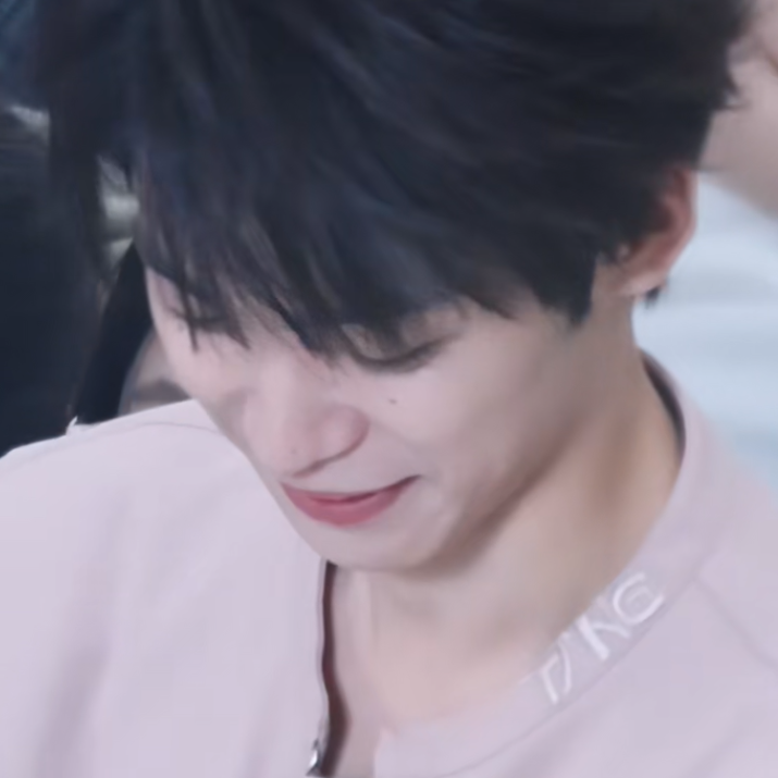小鱼小鱼快快游