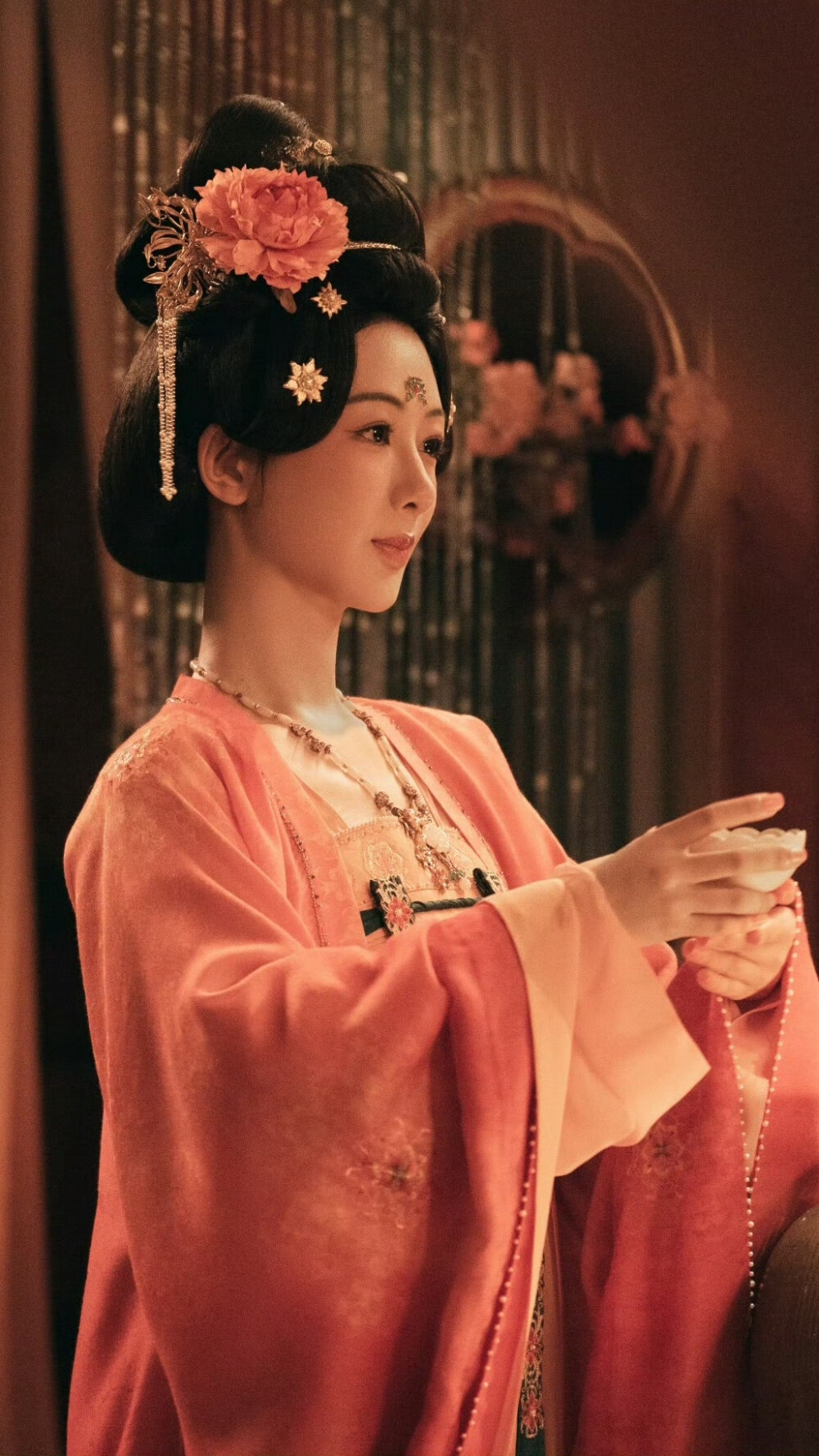 锦绣芳华 何惟芳 杨紫