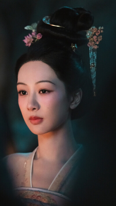 锦绣芳华 何惟芳 杨紫