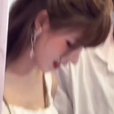 三张侧脸