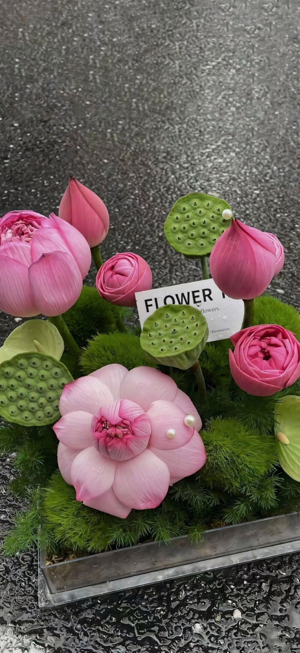 “把好运藏在花里，愿它能为你带来幸运与欢愉” ​​​