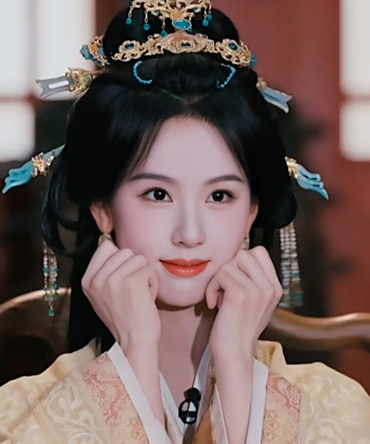 陈都灵