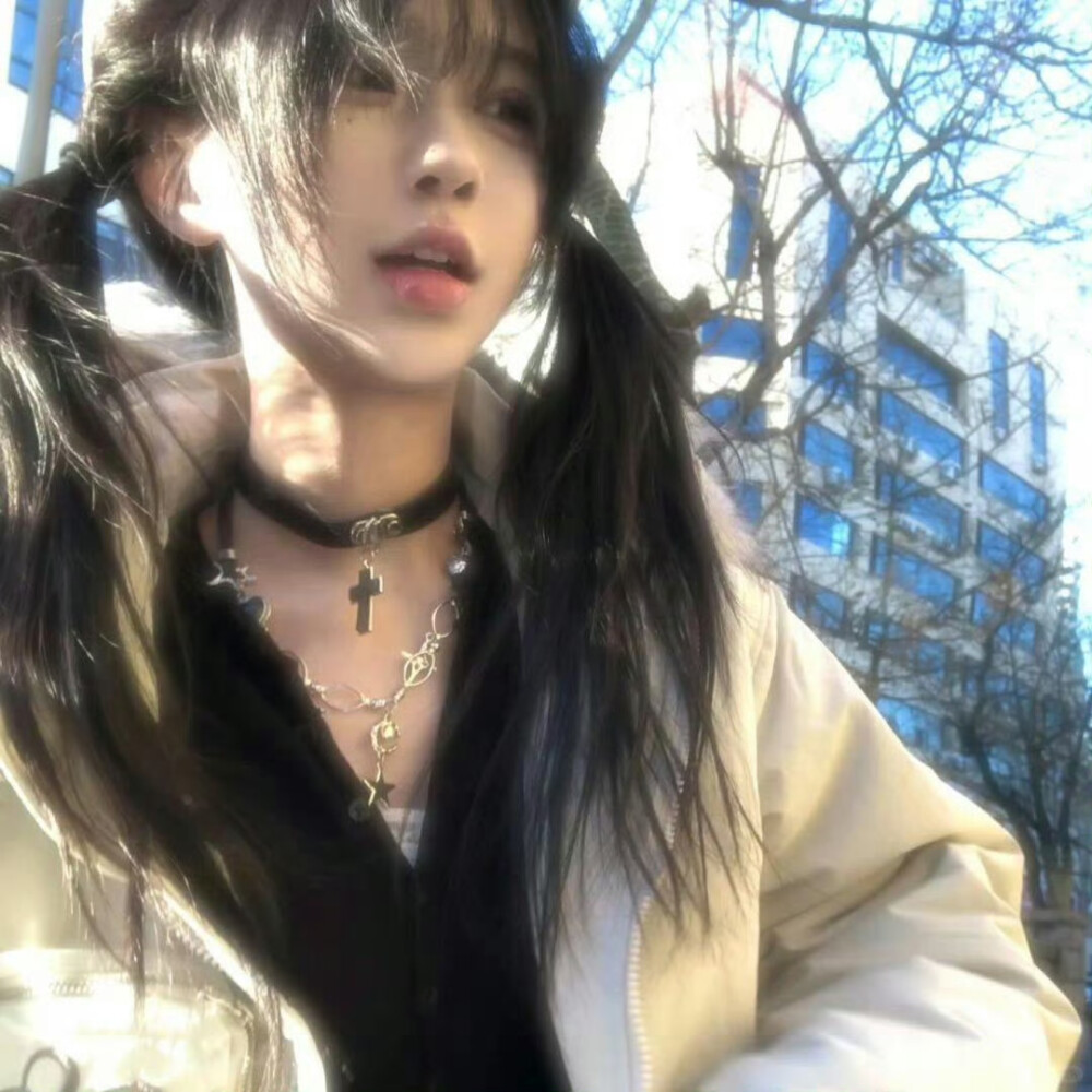 女头