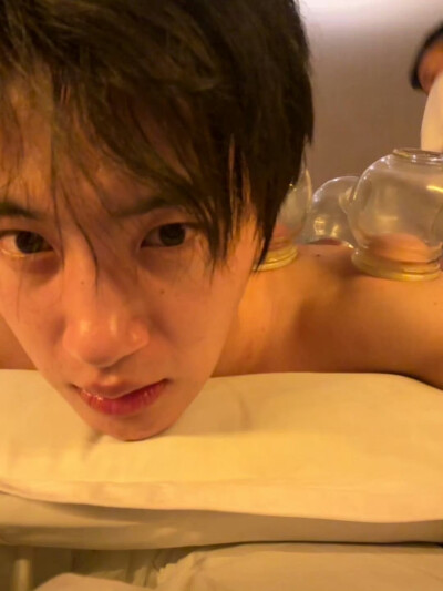 张翅