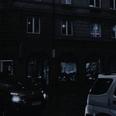 我忘了置身冰绝孤岛 忘了眼泪不过失效药
*周子瑜