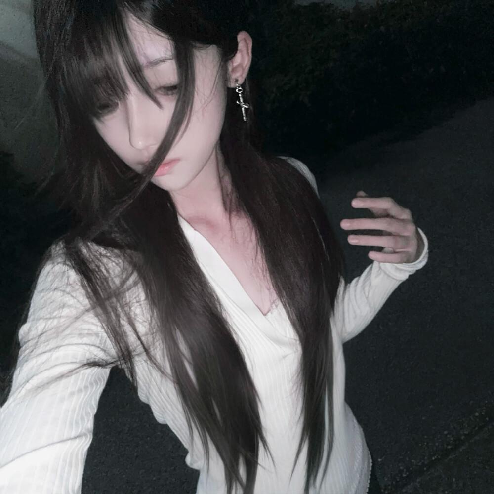 风格女头
二传头像注明出处