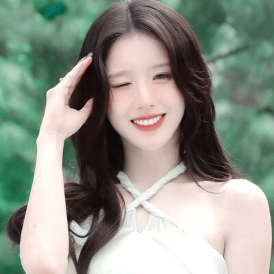 
为什么秦始皇比周栯先出生 是王不见王还是暂避锋芒