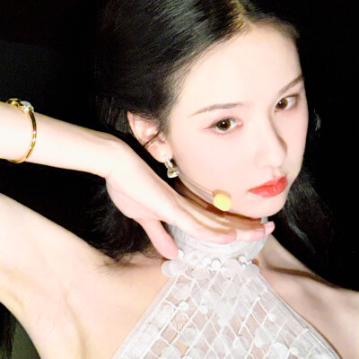 陈都灵