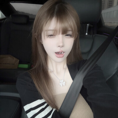 女头
二传头像注明出处
