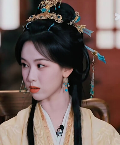 陈都灵